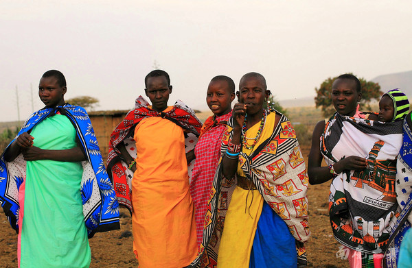 爱玩漂浮的马赛人