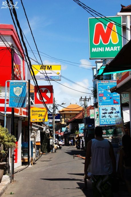 巴厘岛美拉艺术酒店,巴厘岛巴厘艺术中心