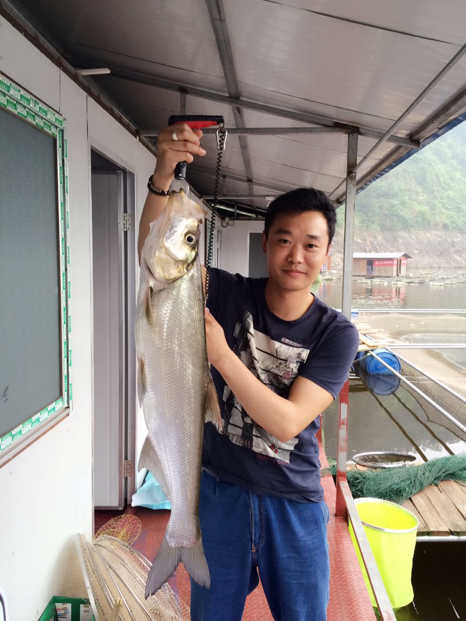 垂钓荒野之河中巨怪,荒野垂钓河中巨怪合集