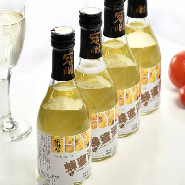 中秋佳节精美礼盒带回家,中秋节礼盒优选