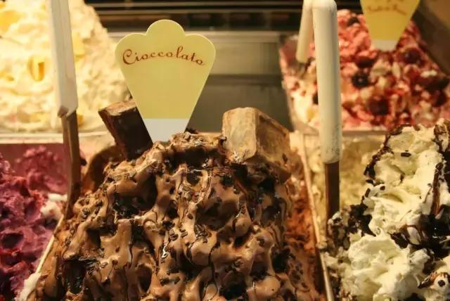 远方除了雪山还有诗一样的风景,远方除了诗还有什么