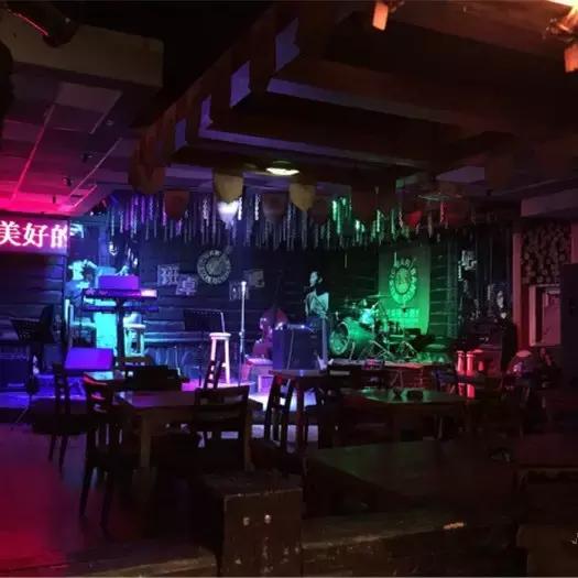 济南美食攻略--泥嚎！你被逮捕在佛山街美食犯罪现场！