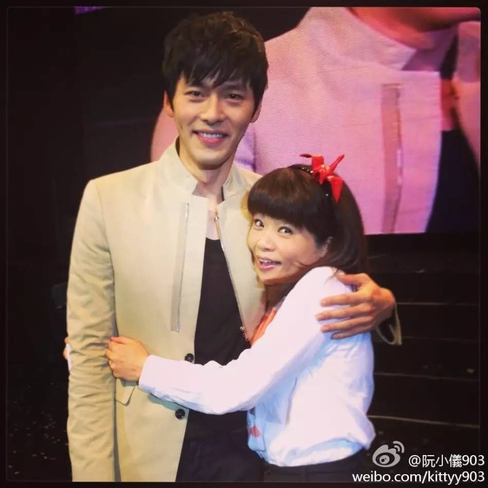 余文乐公开恋情了吗,小仪余文乐