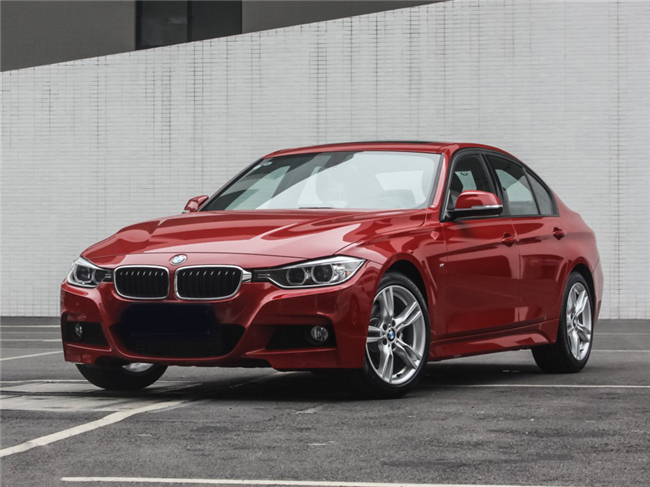 那么问题来了你会选择谁,花同样的钱你会选哪个