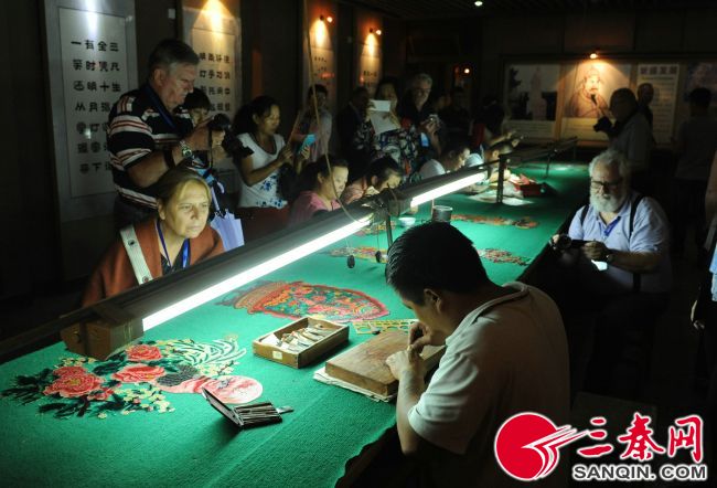 触摸华夏“悦读”渭南陕西东大门惊艳外媒记者