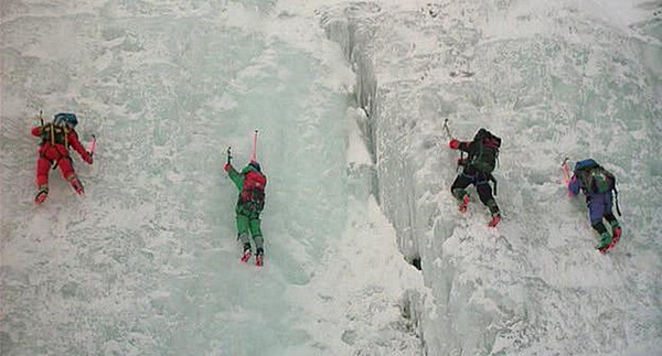 登山冒险电影,有什么登山冒险的电影