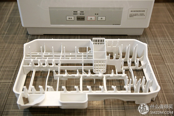 小厨房放集成灶冰箱洗碗机,小厨房如何装洗碗机和冰箱