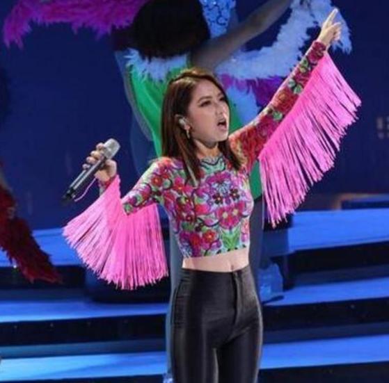 邓紫棋的歌有多惊艳,邓紫棋的穿衣风格有多胆大