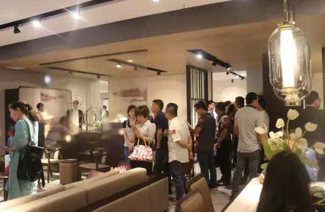 城市之窗家具胡桃木,城市之窗德国优客