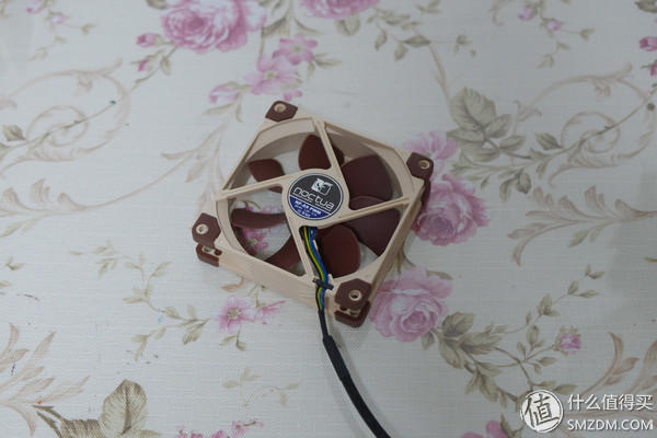 猫头鹰u9s散热器,猫头鹰散热器u9s能压14600k吗