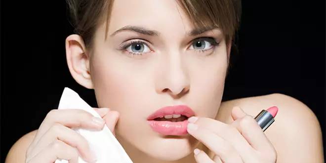 暗唇怎么改善,暗唇改善