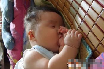 什么方法可以解决扁头,长扁头应该怎么办