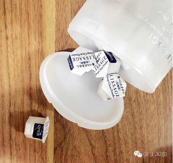 出游化妆包便携,出游携带化妆包