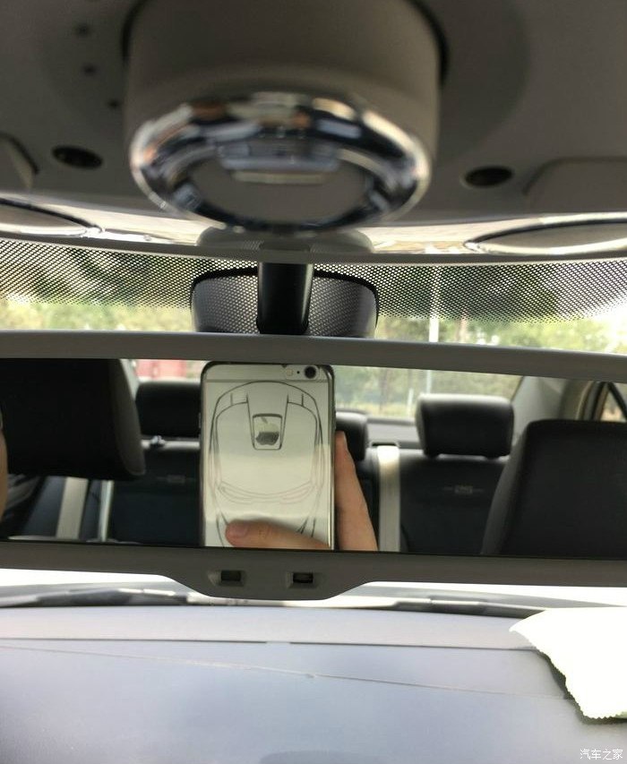 速腾大气稳重,速腾25周年纪念版