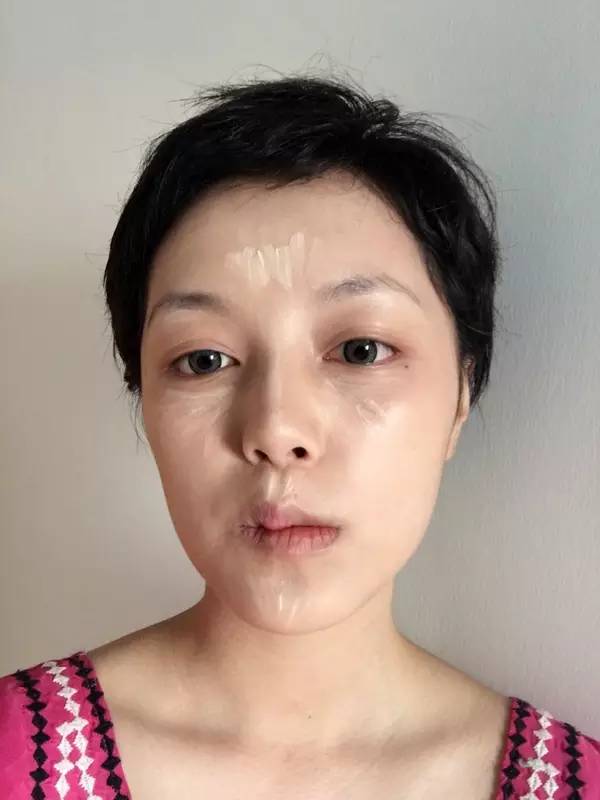 天惹噜姑娘们的混血妆已经登峰造极到这种地步了!