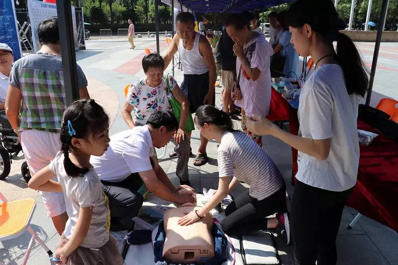 番禺|全国科普日，桥南街举办科普大“秀”