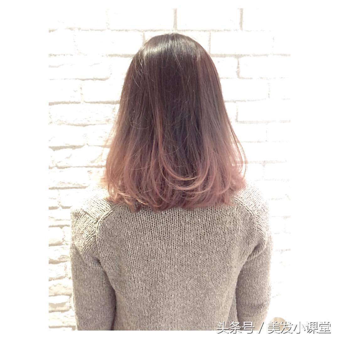 好看的披肩发尾烫,烫披肩发是大卷好看还是小卷好看