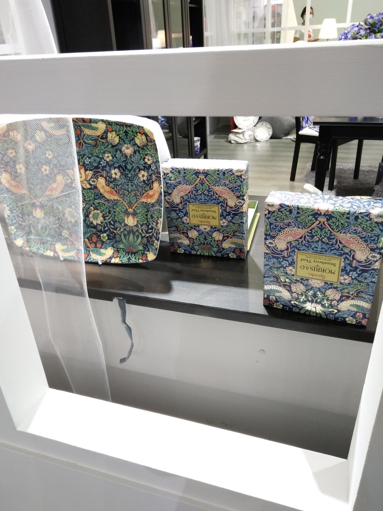 Morris设计师款,充满童趣的杯碟与雨伞~