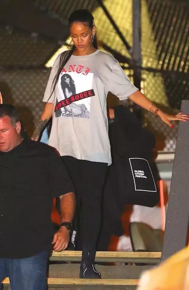 欧美高级感球鞋穿搭,明星们的球鞋穿搭