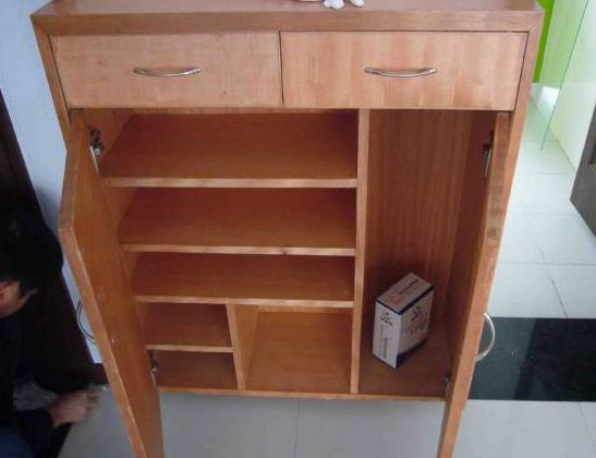 鞋柜超级臭,鞋柜老是臭烘烘怎么办