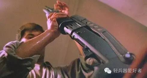 英雄本色系列中的各色轻武器,盘点英雄本色名场面