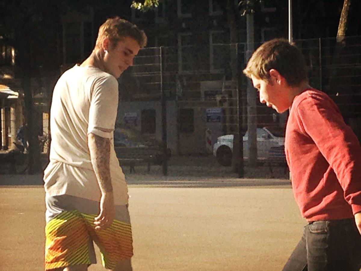 小贾斯汀综艺节目,小贾斯汀比伯街头