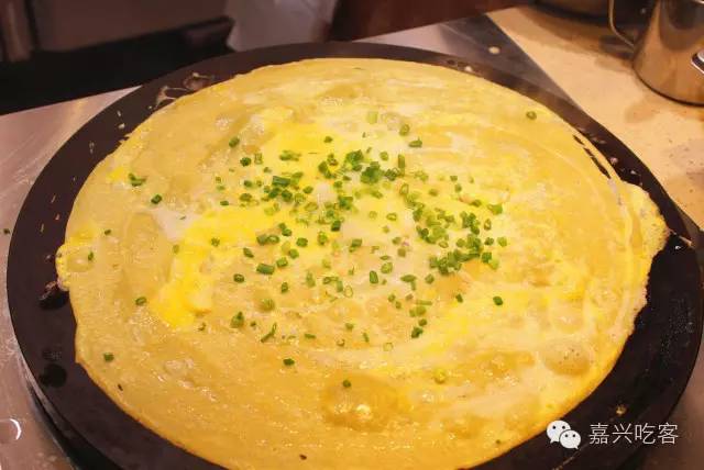 福利网红鸡蛋饼来江南摩尔啦！土豪版简约款自助随心配，你还坐得住?NO.405