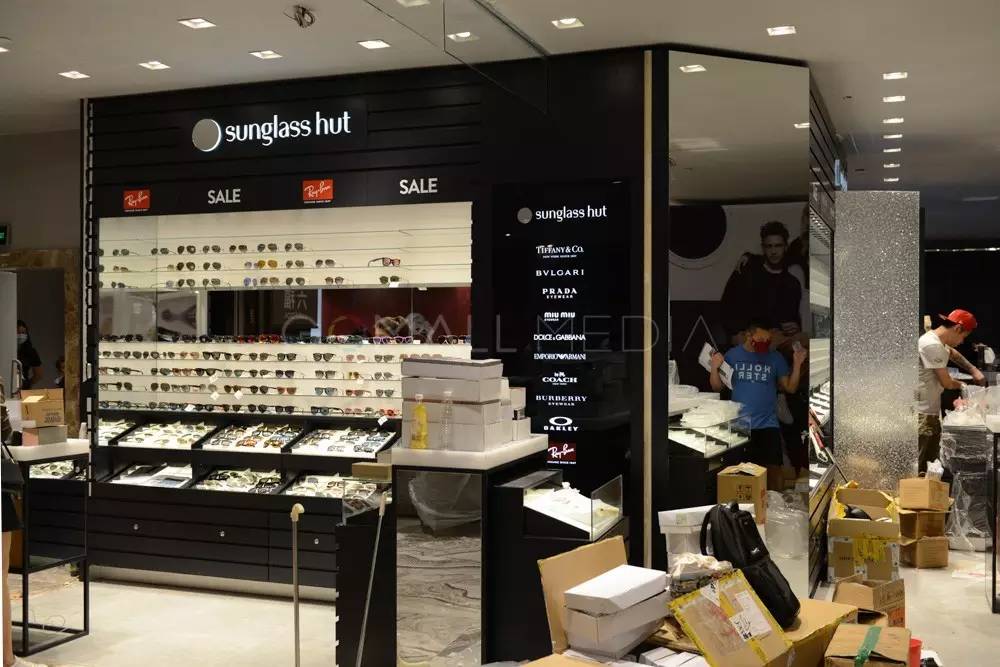 衣恋旗下服装店,衣恋中国第一家门店开在哪里