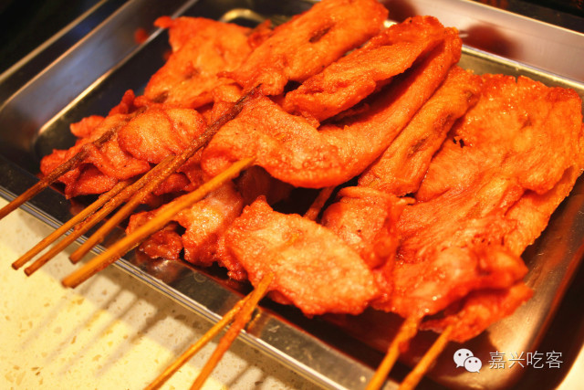 福利网红鸡蛋饼来江南摩尔啦!土豪版简约款自助随心配,你还坐得住?NO.405