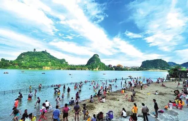 别再抱怨你生活不如意,别再抱怨生活不尽人意