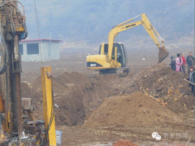 鞍匠黑沟门，美的不成样子
