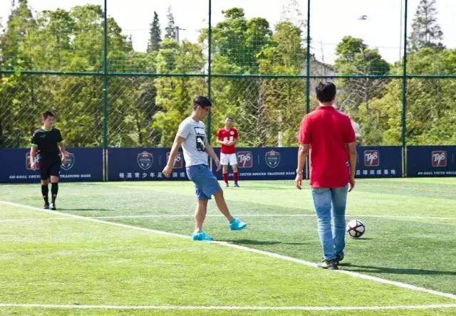 校友杯足球赛,中国高校重庆足球校友赛