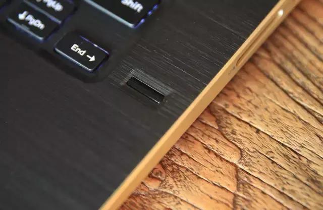 为什么说全新戴尔成就5000实力堪比吊环王？