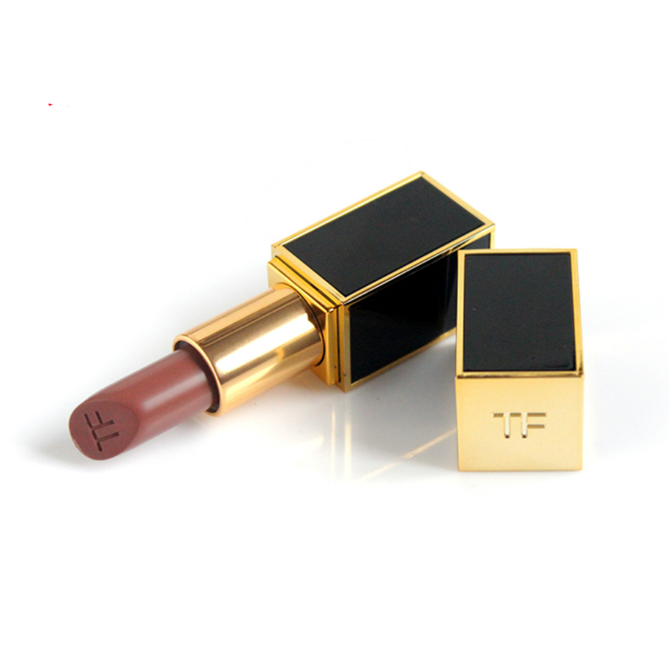 用口红色号来测试直男,直男终于选对了口红色号