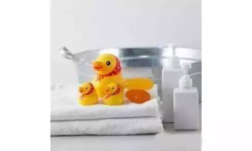 宝宝湿疹是因为上火引起的吗,秋天干燥宝宝湿疹