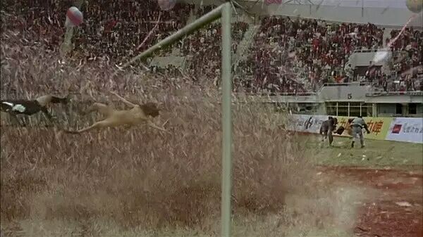 少林足球周星驰和吴孟达自我介绍,周星驰和吴孟达功夫足球