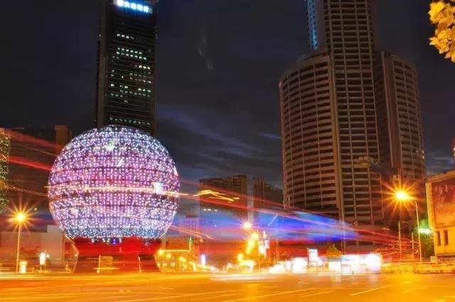 我叫大连，你也可以叫我滨城，这是我的最新简历，请收好！