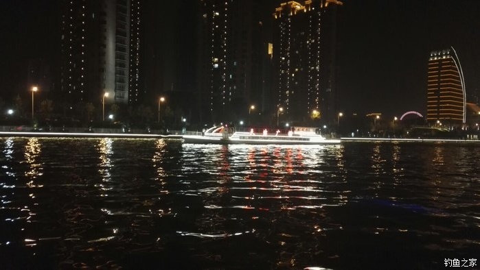 大连钓黑鱼用什么饵料最好,天津海河怎么钓大黑鱼