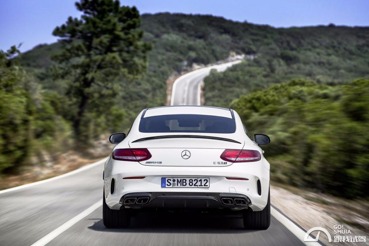 2010款性能车排行榜,全世界跑得最快的车gtr排第几