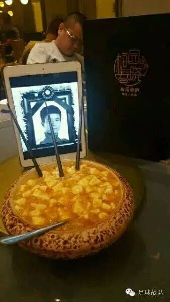 足球十大晃断腿动作,足球膝盖受伤恢复动作