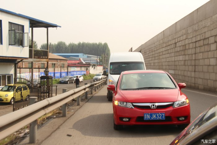 圆梦ING陪老爸赴唐山感受《圆梦威利斯》拍摄