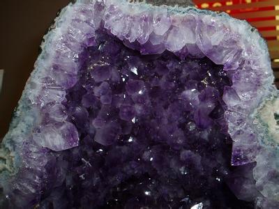 教你怎么辨别水晶的真假,水晶如何辨别人工与天然