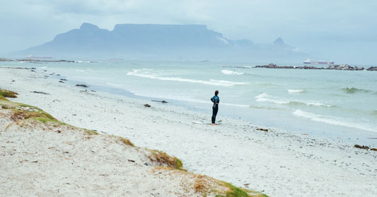 得知生母曾把自己卖掉她去村里寻亲谁料经历16年悲惨生活
