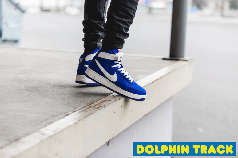 历代空军一号airforce,空军一号airforce1勒脚脖子吗