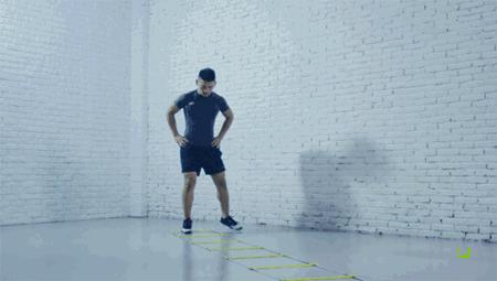 如何学会史上最厉害的凌波微步,利用敏捷梯练步伐