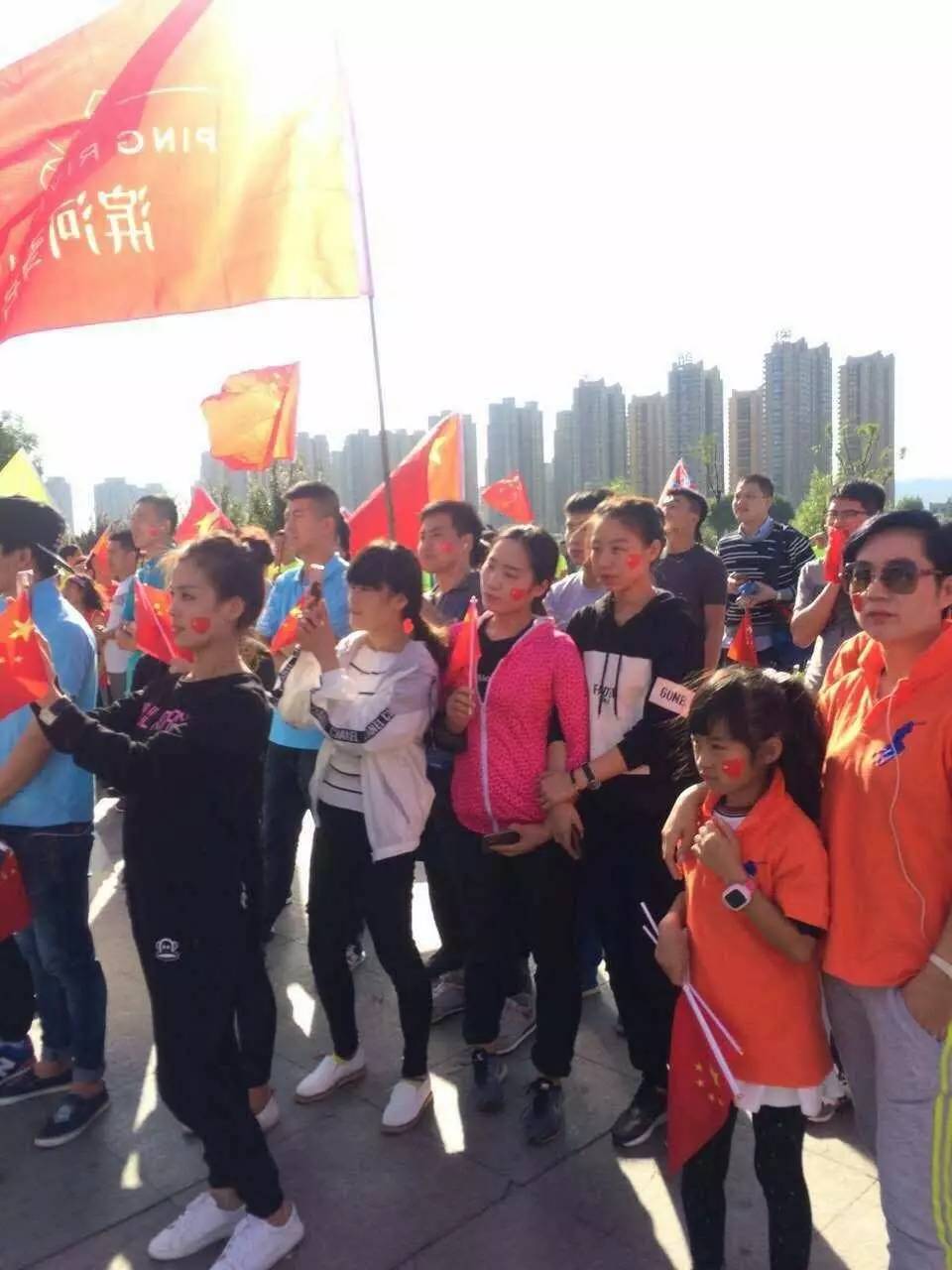 一跑成名视频,一炮成名的视频