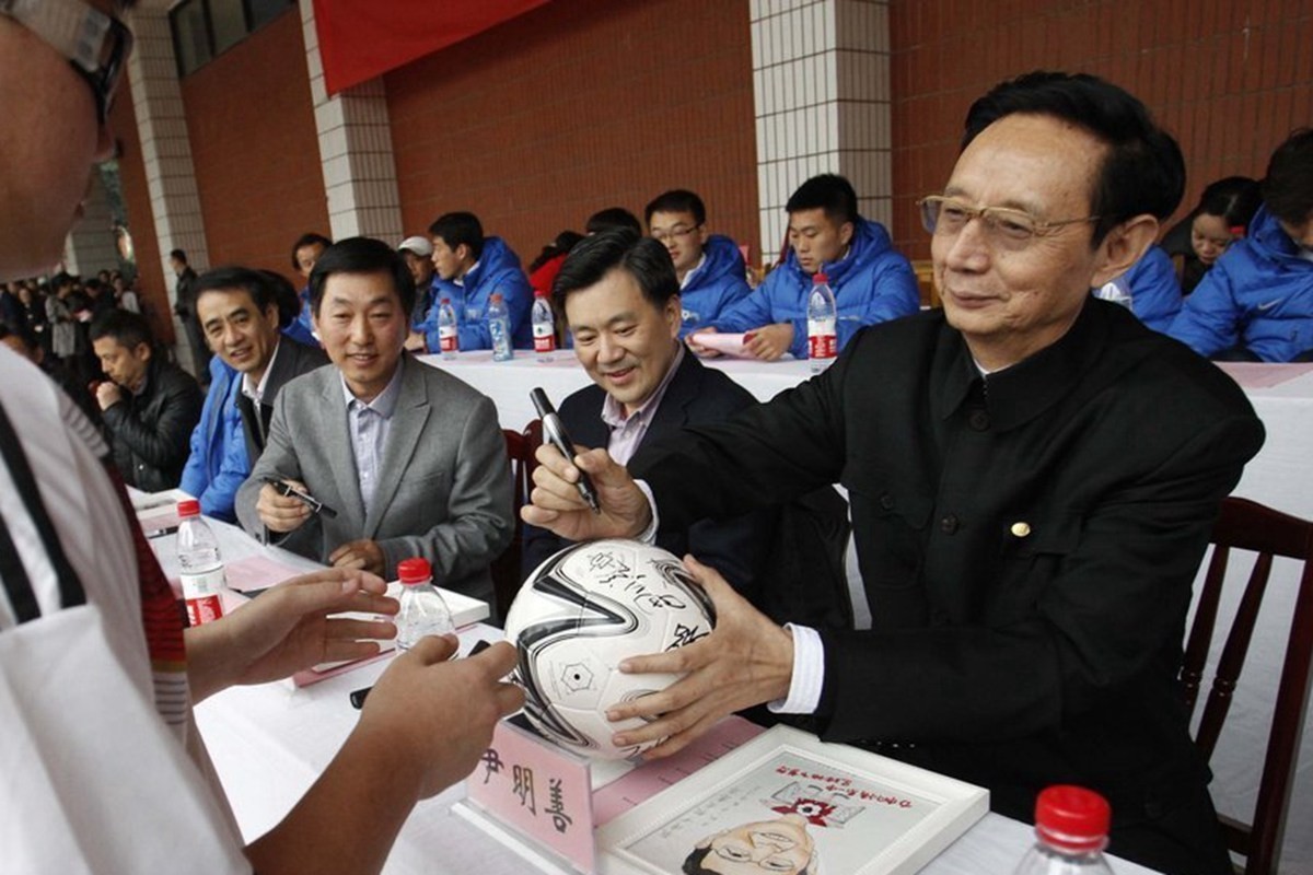 山城走出的“摩帮”大佬身价百亿的他梦想是读书