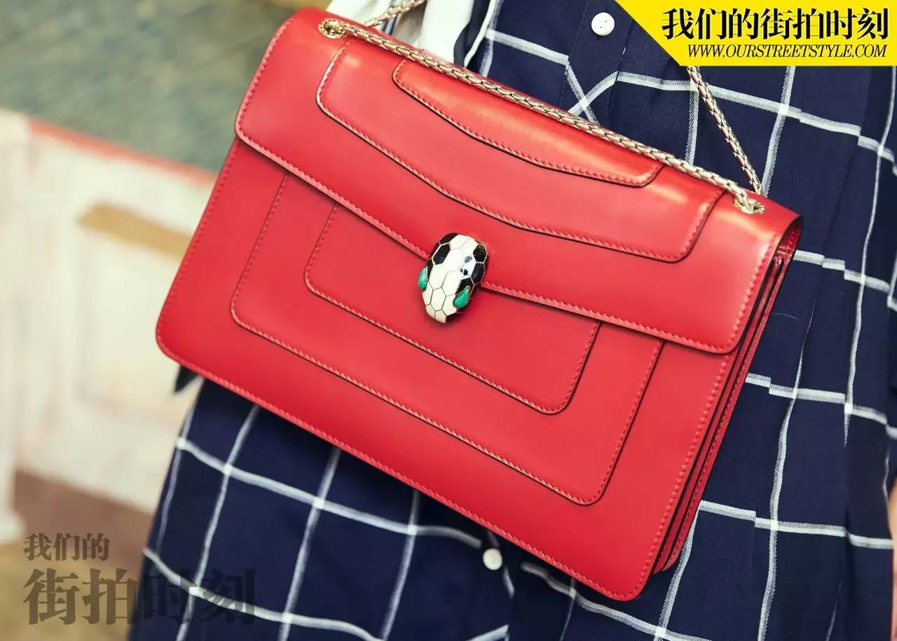 街拍时尚大方显年轻气息,王珞丹街拍