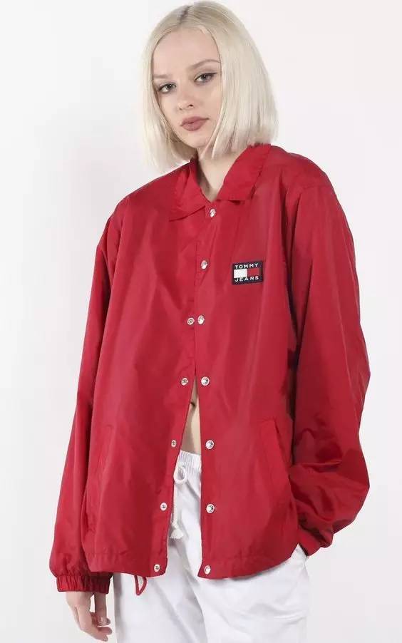 阿迪教练夹克穿搭,教练夹克如何穿出休闲感