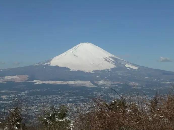日本箱根泡温泉好吗,去日本箱根泡温泉一定要住酒店吗